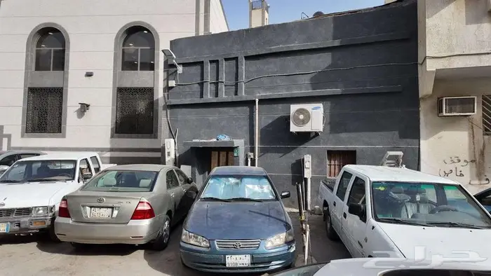 عمارة للبيع في حي جرير 0