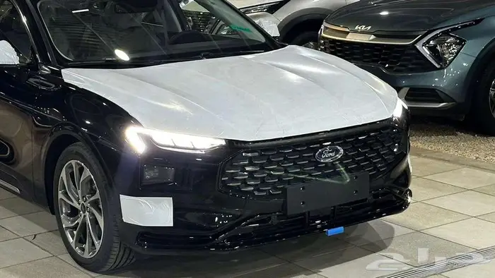 عرض خاص فورد توروس تيتانيوم 2025 4