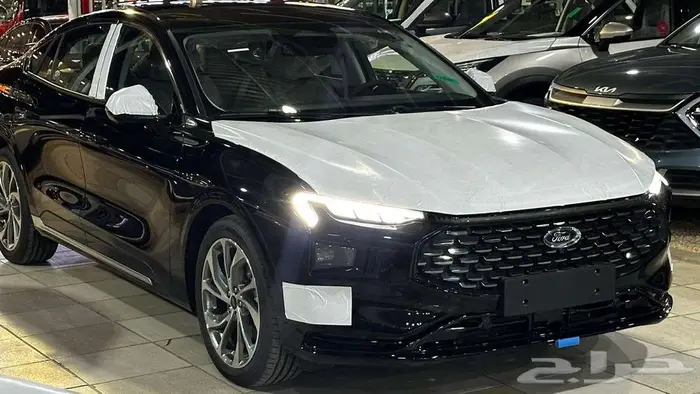 عرض خاص فورد توروس تيتانيوم 2025 1