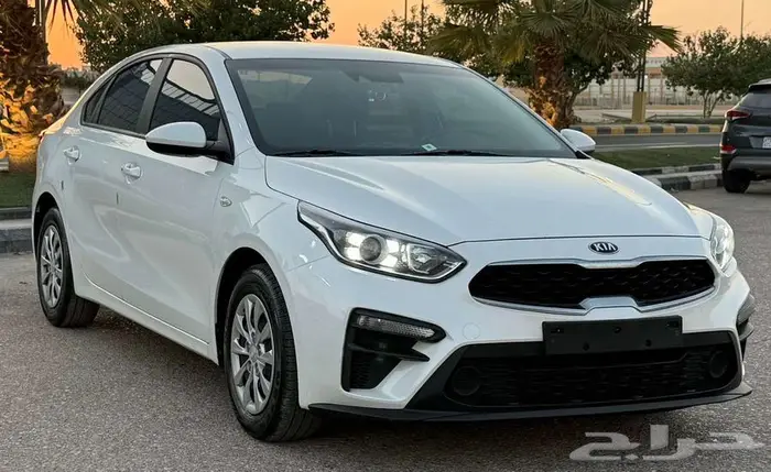 كيا K3 ( سيراتو ) 2021 نص فل بدون بانوراما 2