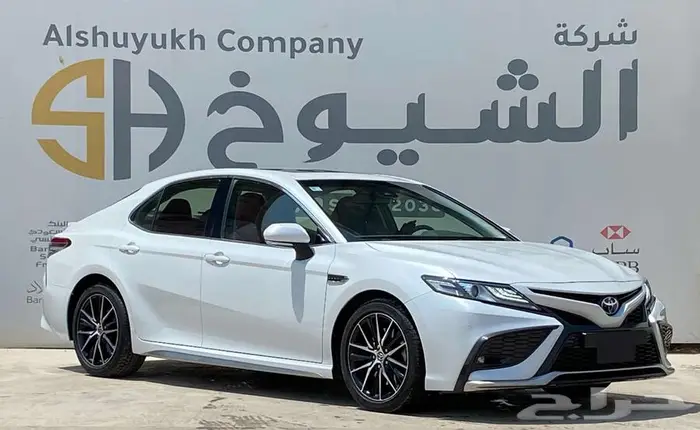 تويوتا كامري SE موديل 2022 1
