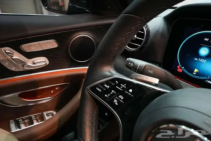 مرسيدس E350 موديل 2023 اسود ممشي 12 الف عرض خاص 10
