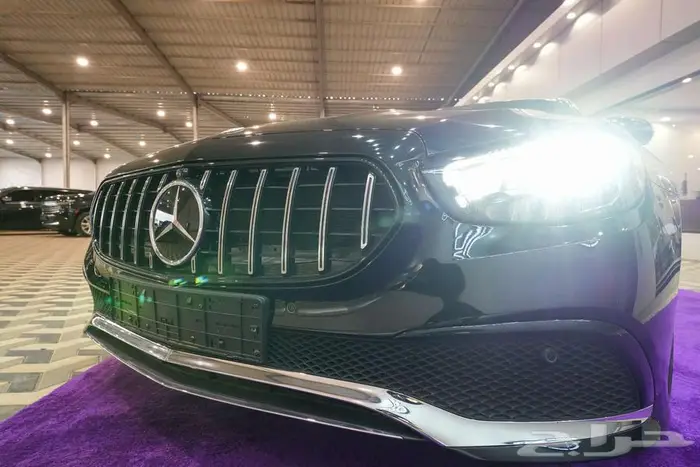 مرسيدس E350 موديل 2023 اسود ممشي 12 الف عرض خاص 4