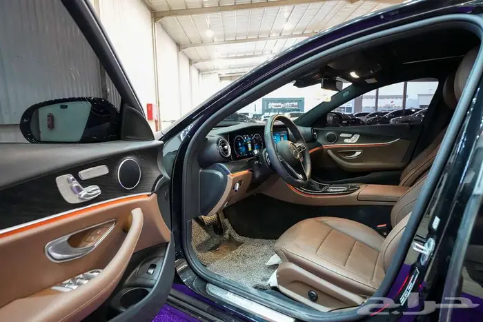 مرسيدس E350 موديل 2023 اسود ممشي 12 الف عرض خاص 24