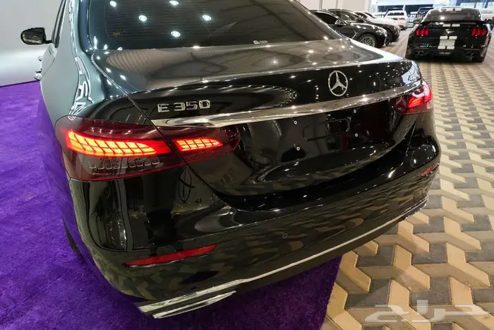 مرسيدس E350 موديل 2023 اسود ممشي 12 الف عرض خاص 6