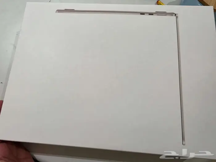 ماك بوك ايرm4. تم البيييع 0