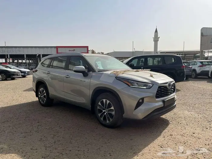 تويوتا هايلاندر GLE 2024 نقد وتقسيط 1