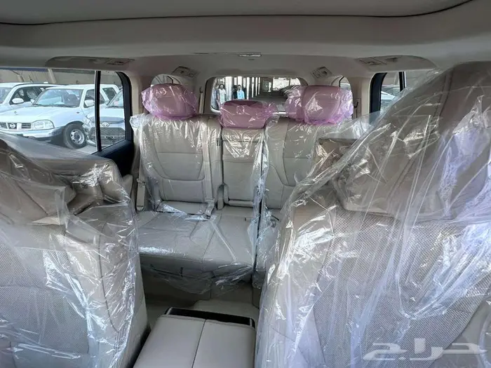 تويوتوا جي اكس ار رقم 4 بنزين - 2025 - عبد اللطيف جميل 13