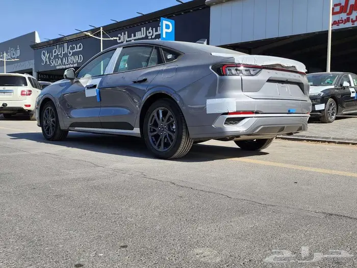 فورد تورس امبيانتي 2025 2