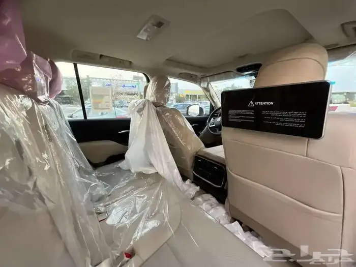 لاندكروزر GXR L4 بنزين 2025 بطاقة جمركية ( سعودي ) 5