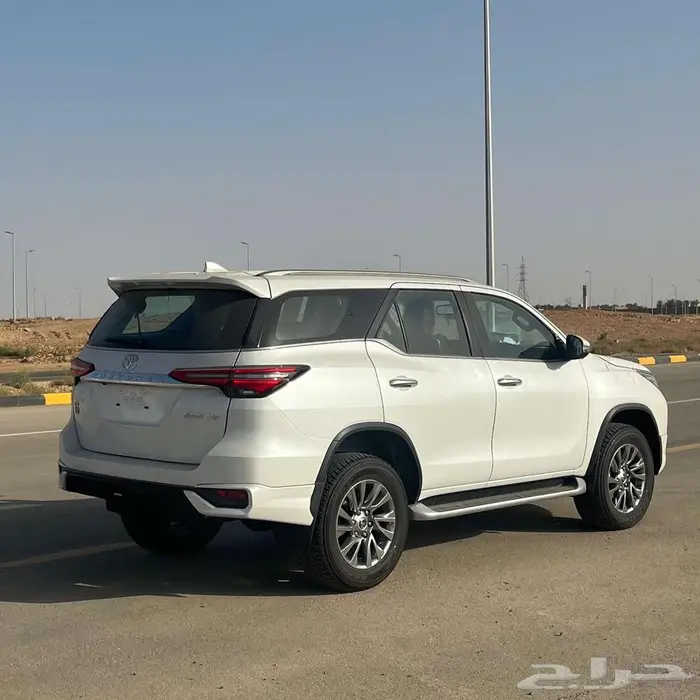 فورتشنر vx3 s فل كامل 2025 بنزين 2