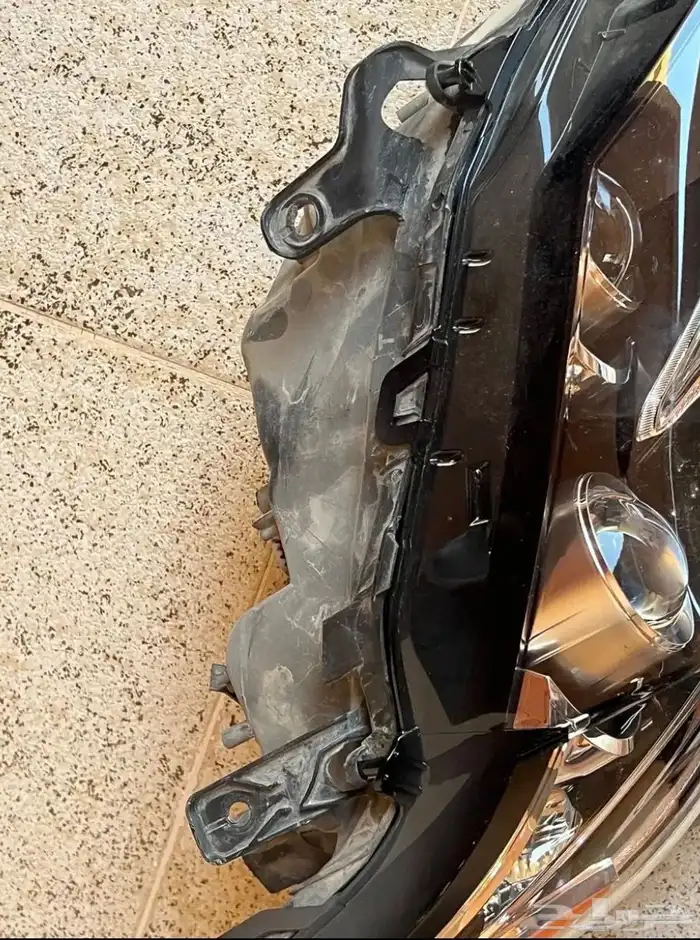 شمعه لكزس 2017 متحركه وكاله مستخدمه نظيفه 0