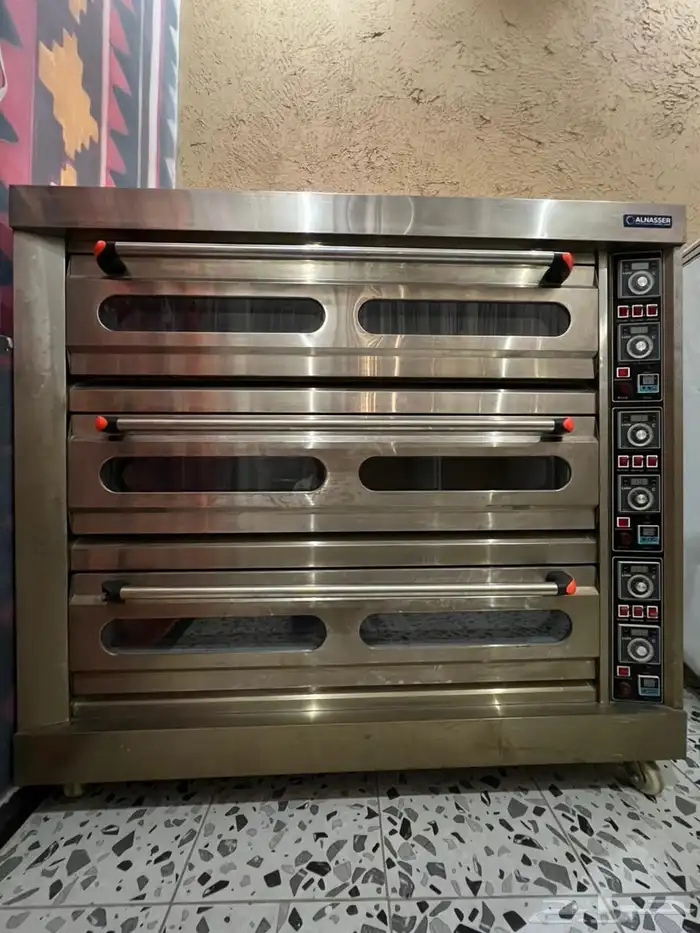 فرن نضيف بحاله ممتازة 1