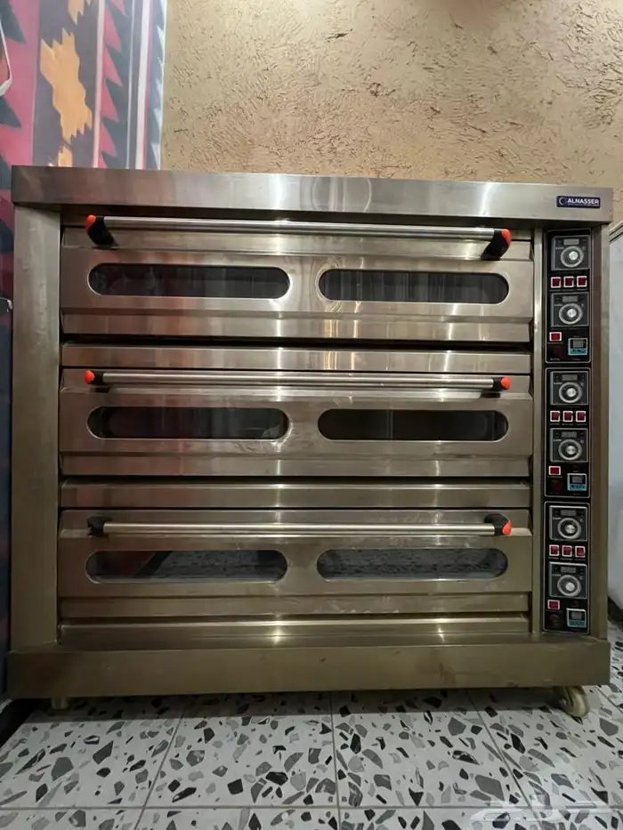 فرن نضيف بحاله ممتازة 7