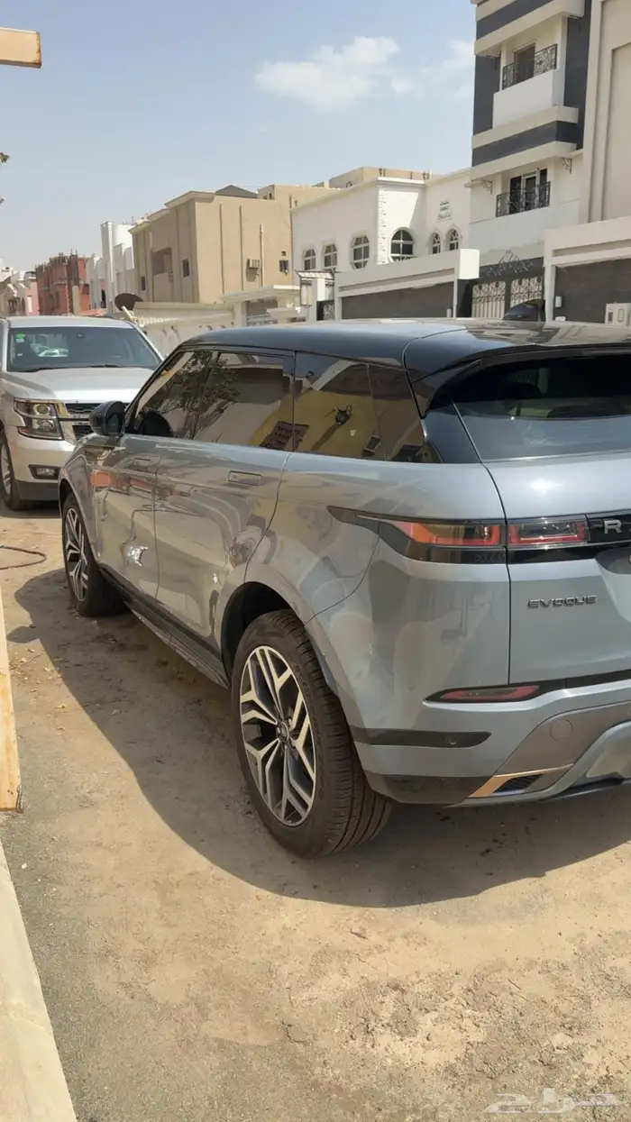 رنج روفر ايفوك 2022 سعودي ضمان وصيانة مجانية 3