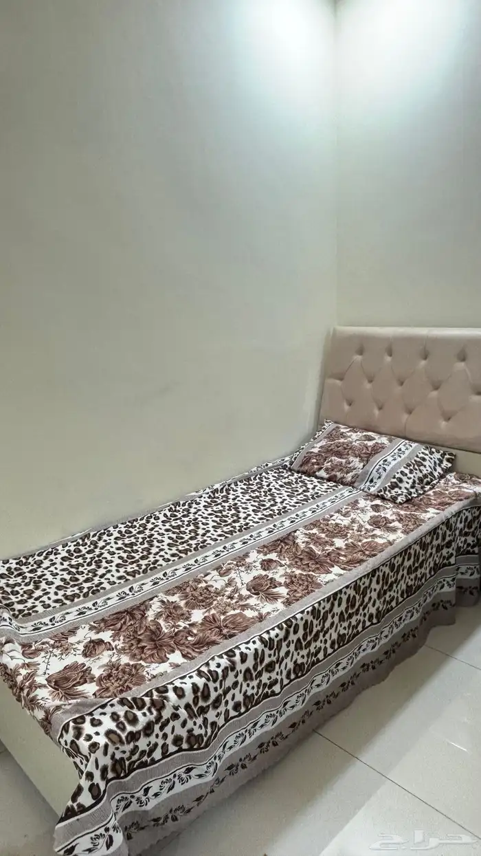 سرير نفر ونص 0