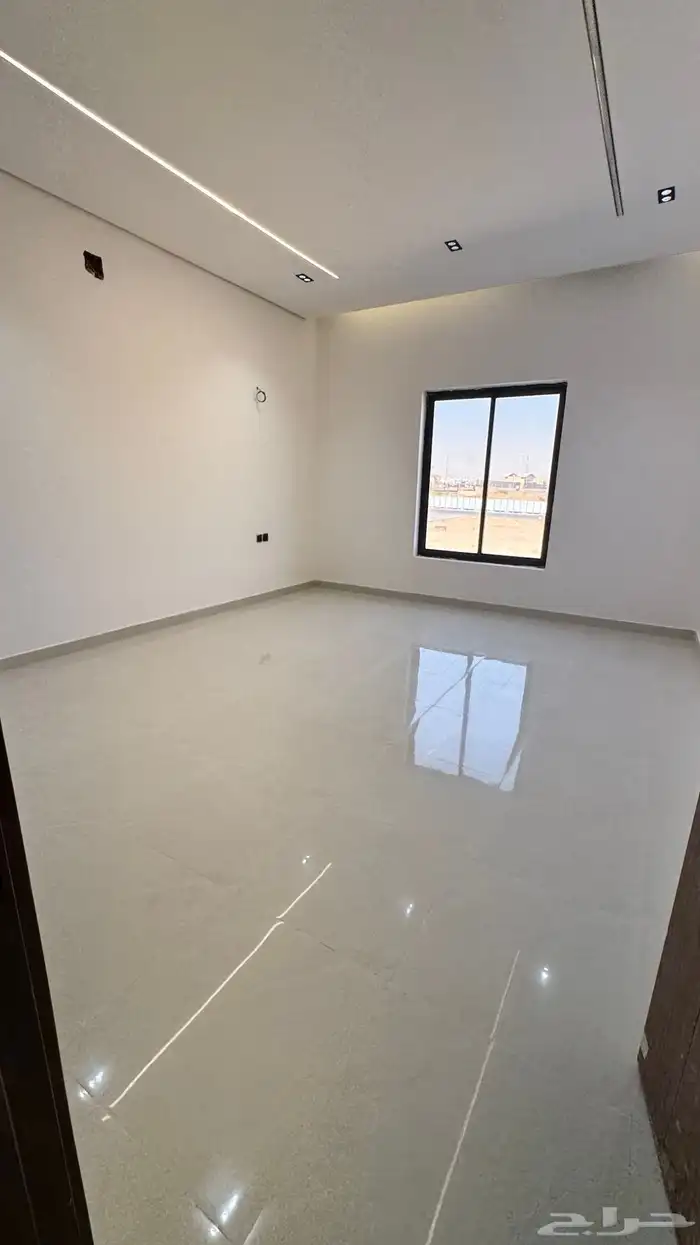 أدوار ارضيه مساحه واسعه جدا 420م 4 غرف نوم 13