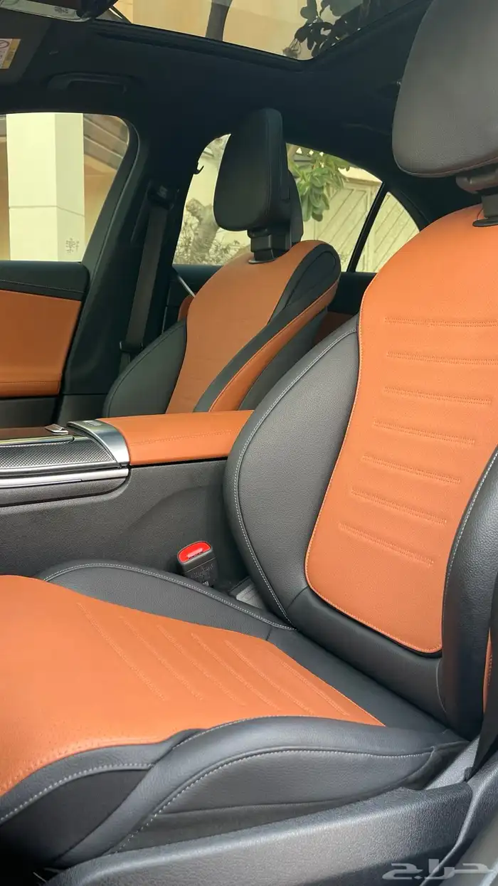 مرسيدس بنز C300 AMG 2023 فل كامل 23