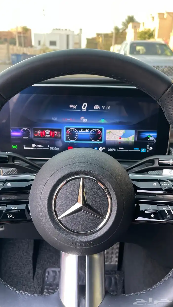 مرسيدس بنز C300 AMG 2023 فل كامل 27