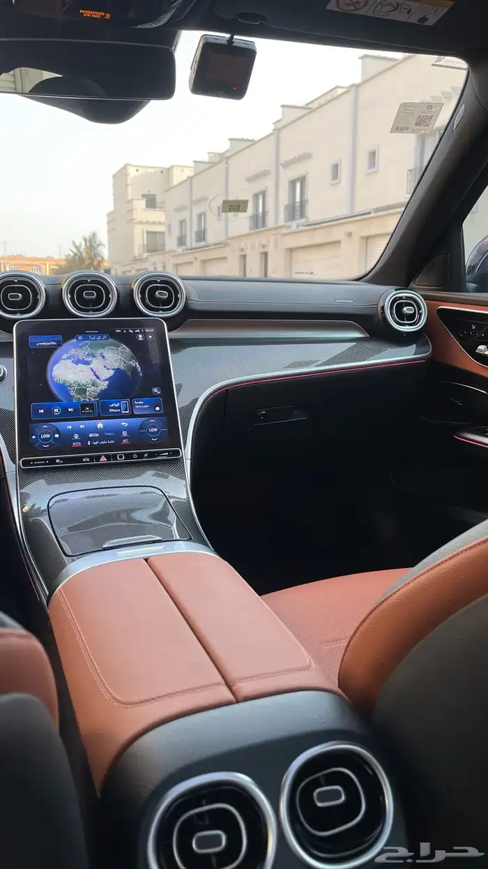 مرسيدس بنز C300 AMG 2023 فل كامل 30