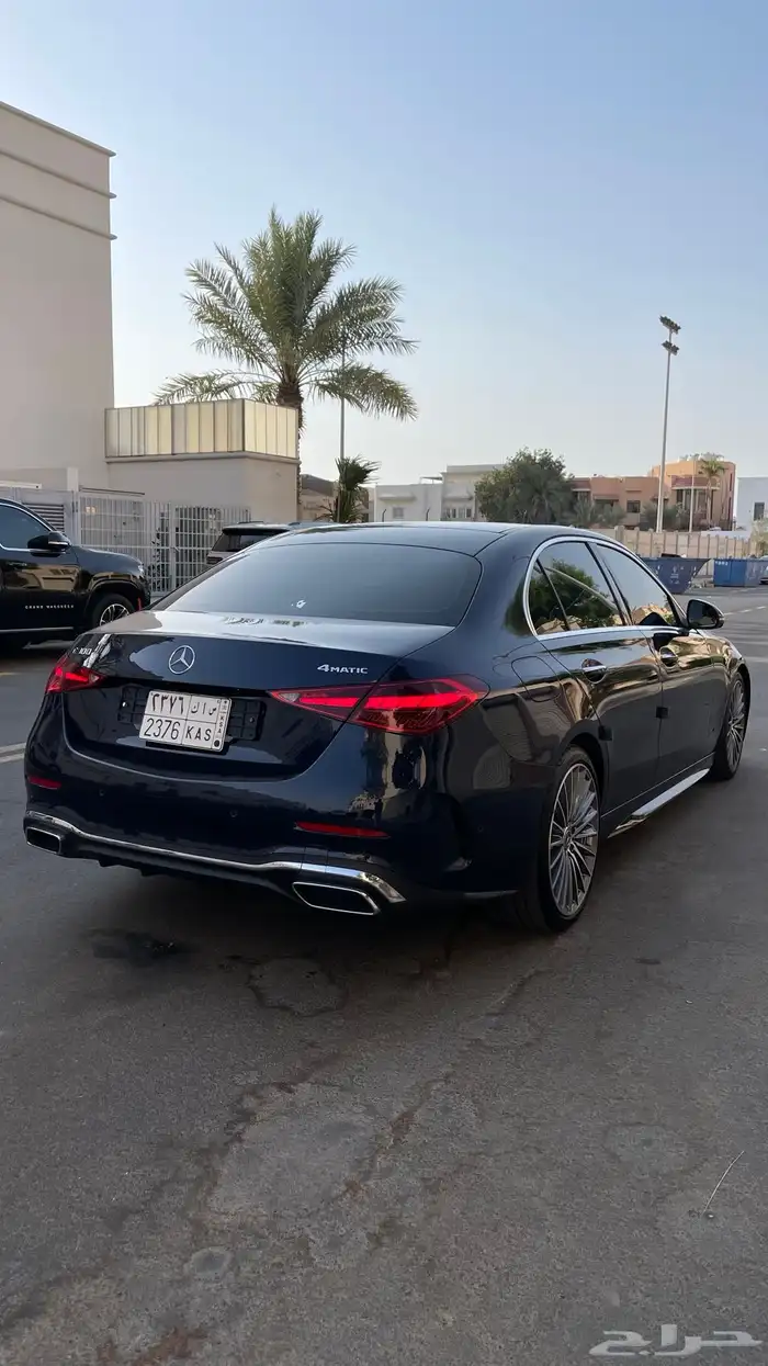 مرسيدس بنز C300 AMG 2023 فل كامل 9
