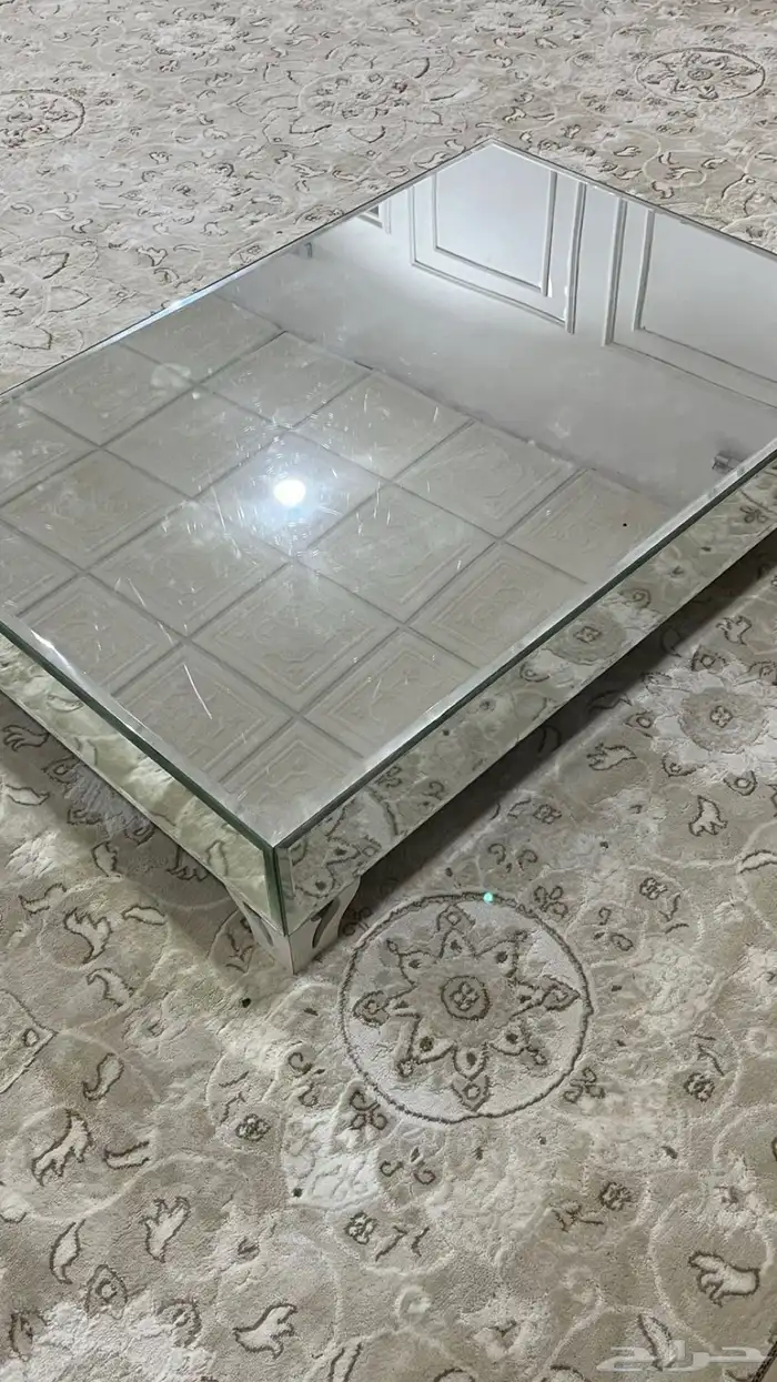 طاوله ارضيه 0