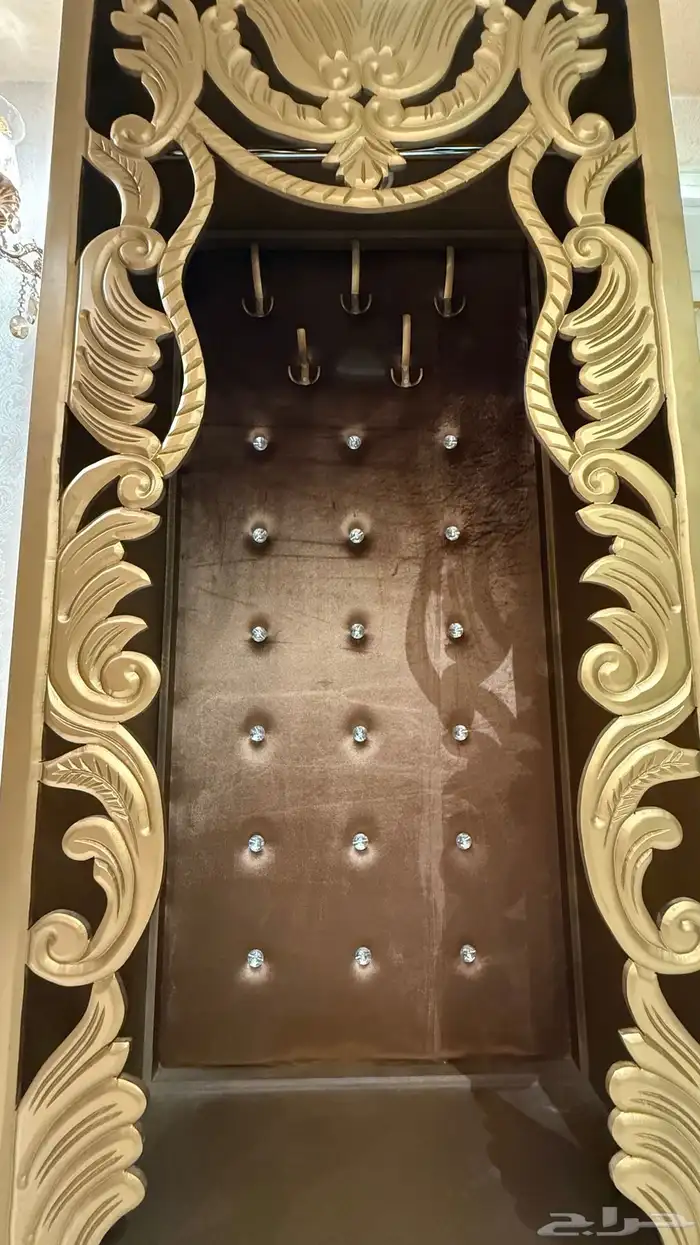 دولاب عبايات 1