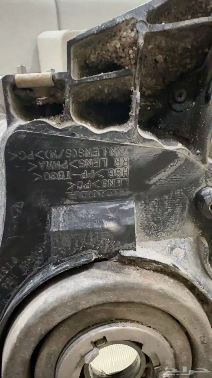 السلام عليكم يوجد شمعات هوندا اكورد 2009 3