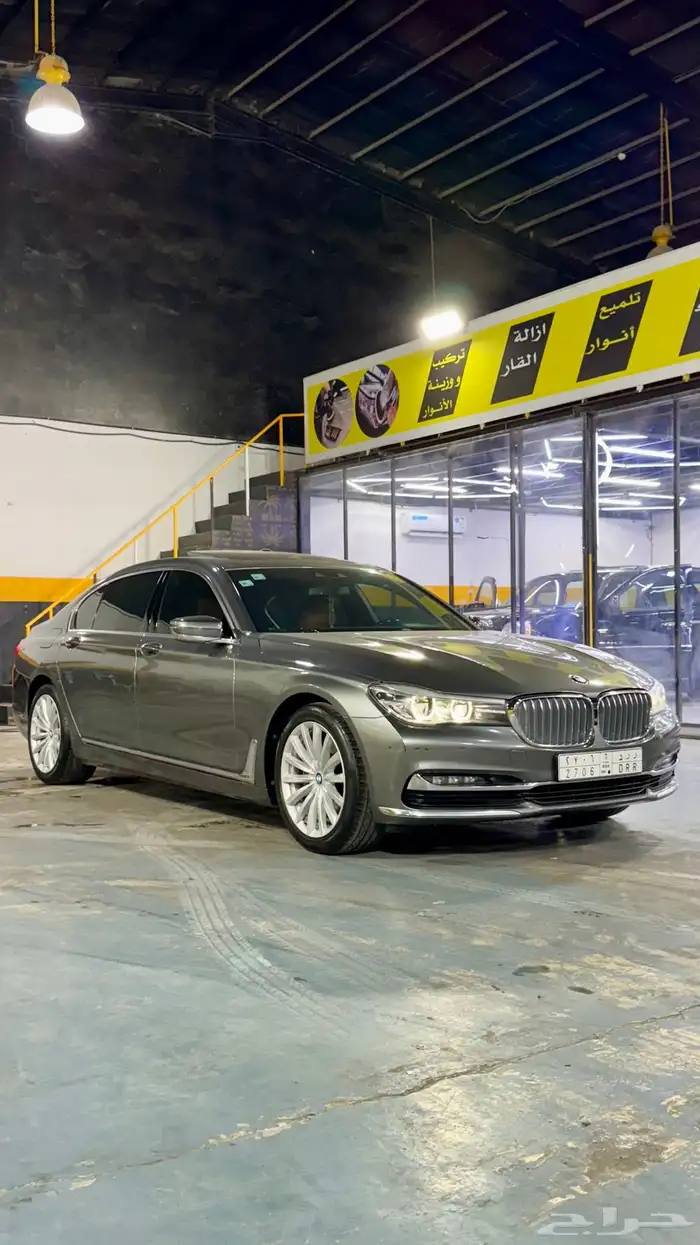 BMW LI اعلى فئة فل الفل 2018 2