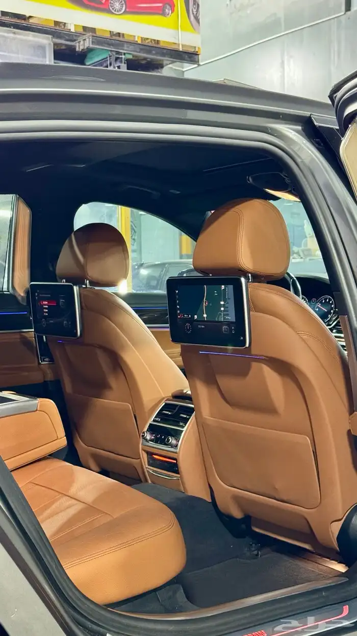 BMW LI اعلى فئة فل الفل 2018 27