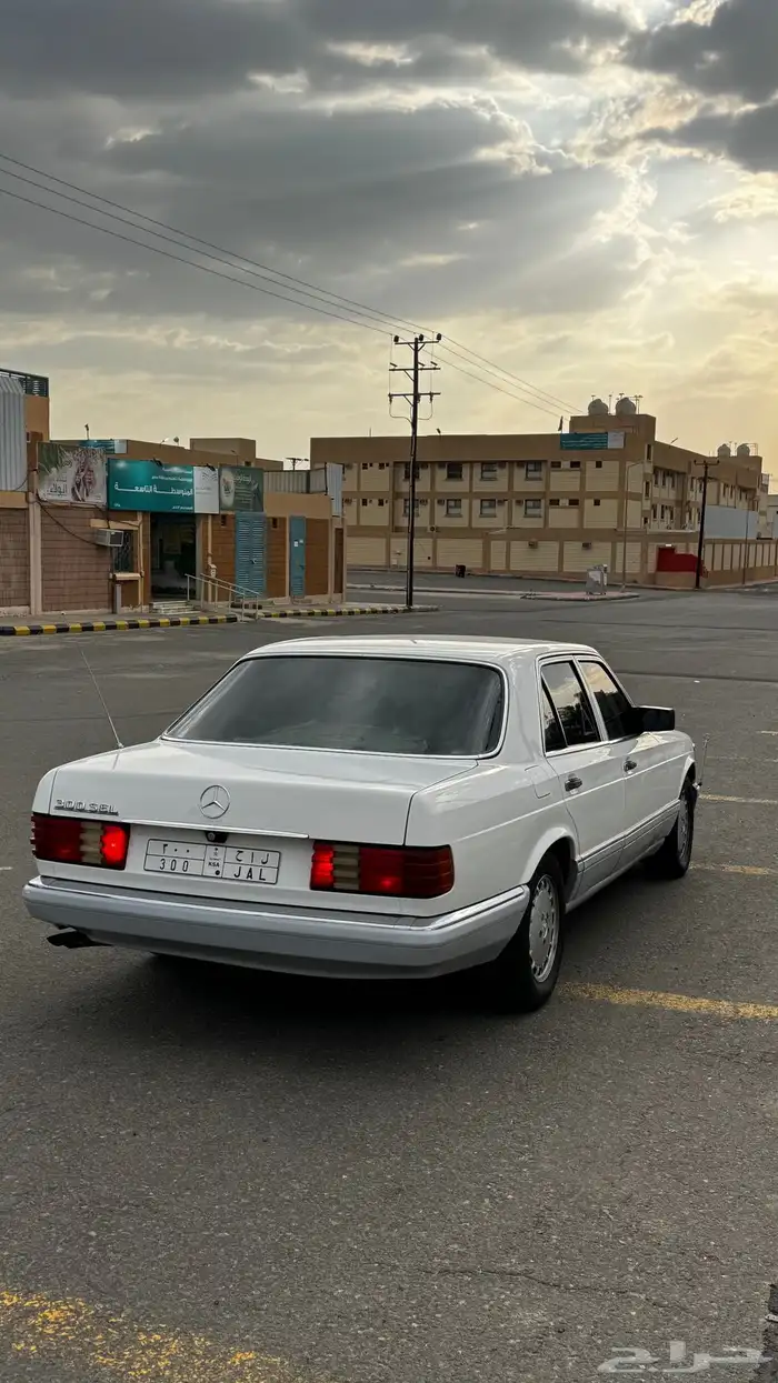 مرسيدس بنز 300SE 3