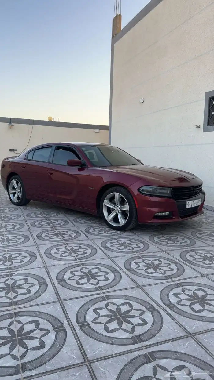 دوج تشارجر 2018 RT V8 1