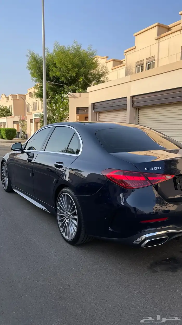 مرسيدس بنز C300 AMG 2023 فل كامل 17