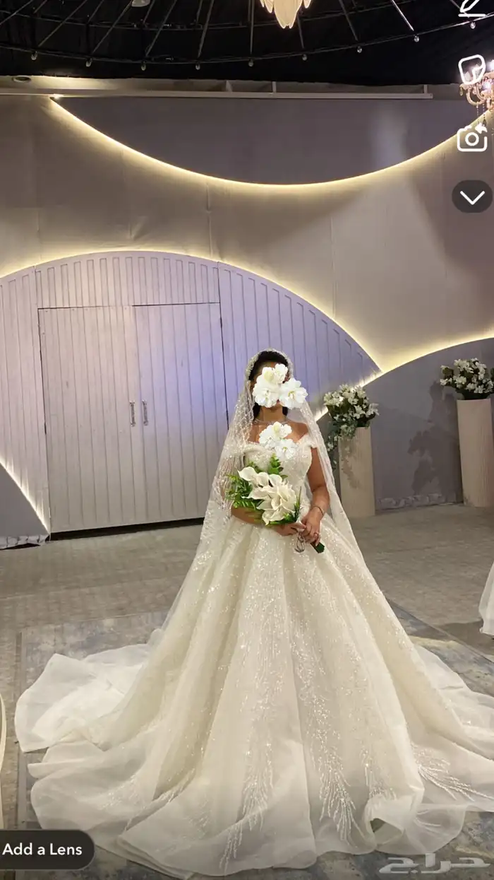 فستان زفاف تصميم خاص 0