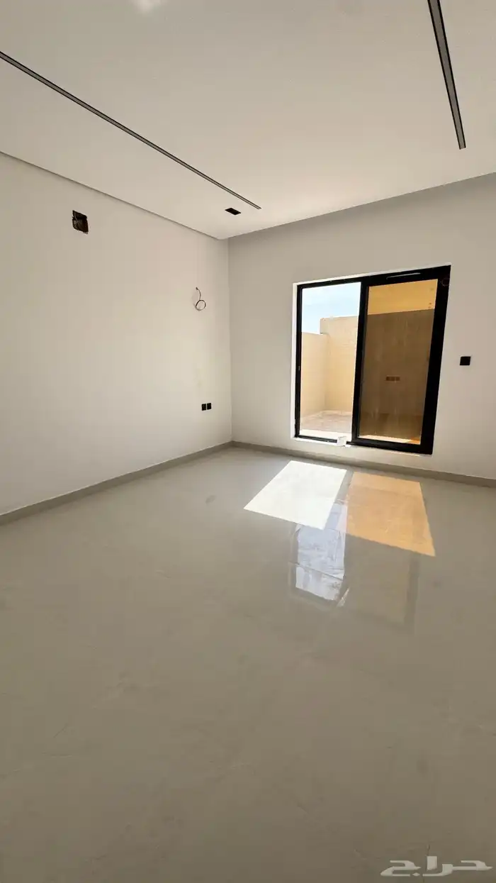 أدوار ارضيه مساحه واسعه جدا 420م 4 غرف نوم 3