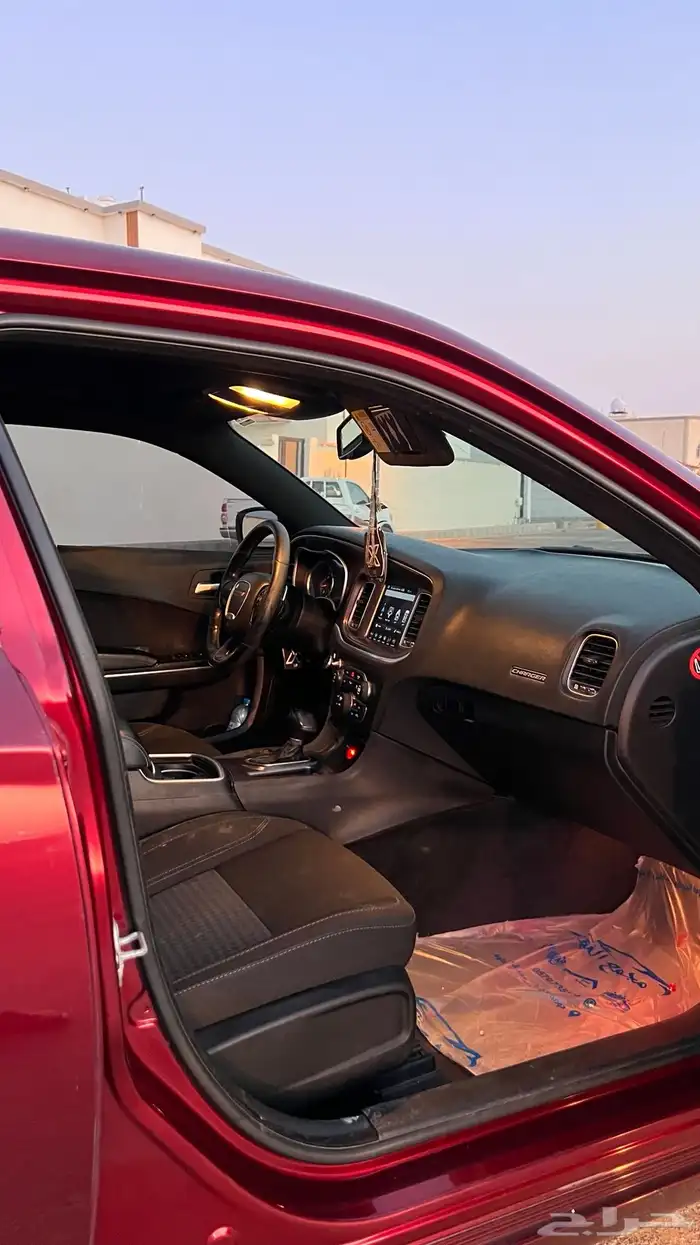 دوج تشارجر 2018 RT V8 8