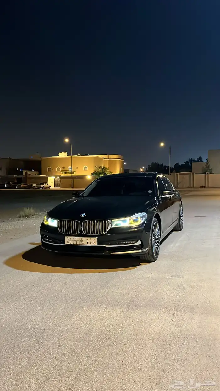 بي ام دبليو 750 الفئه السابعة 2016 0