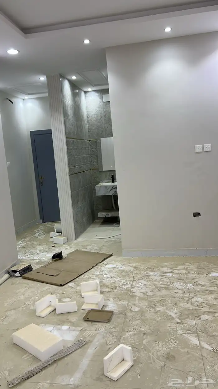 للبيع أو للايجار عمارة دورين وملحق بالحوية - الواسط 5