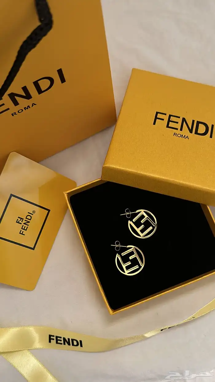 حلق ماركة فندي 0