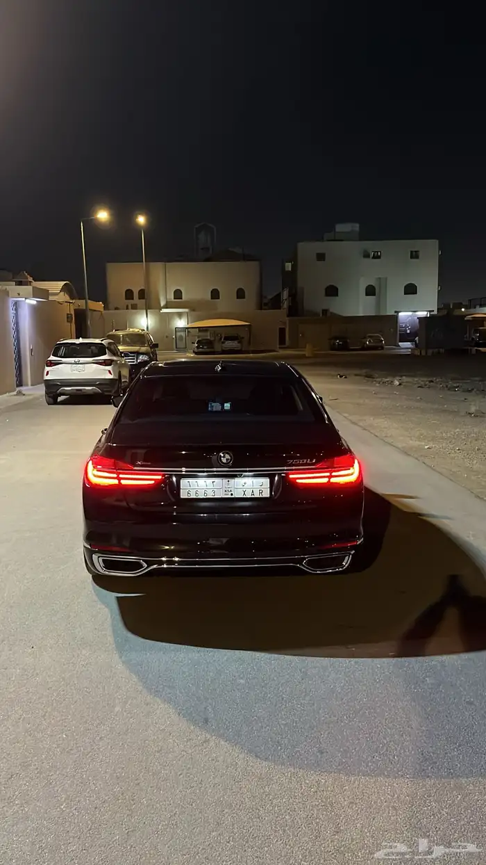بي ام دبليو 750 الفئه السابعة 2016 3