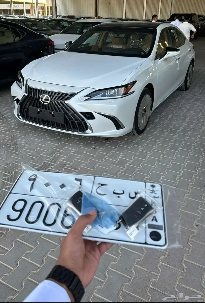 شمعات لكزس اي اس عدسه 0