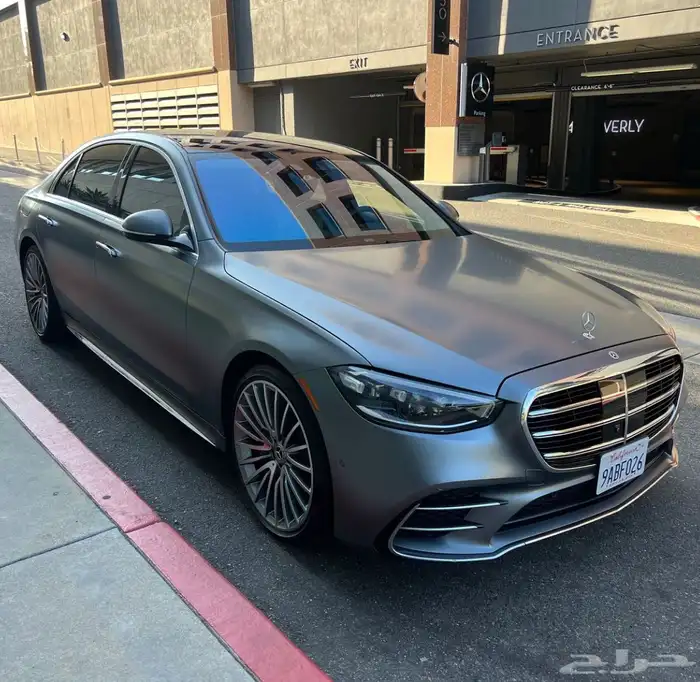 مرسيدس S500 موديل 2022 لون مميز 2