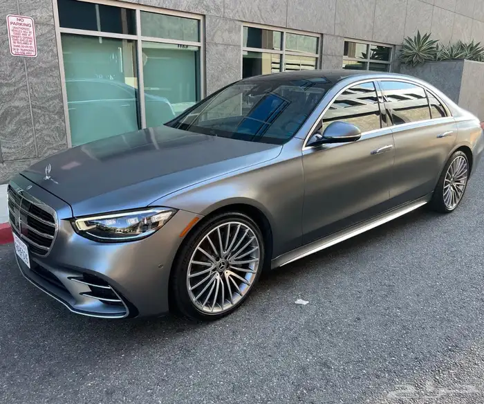 مرسيدس S500 موديل 2022 لون مميز 0