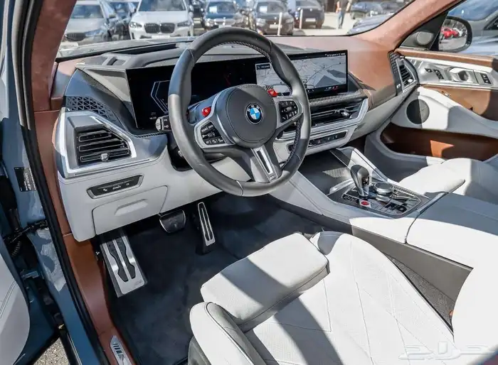 BMW XM 50e M Sport 2024 13