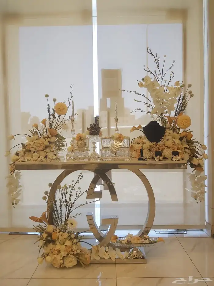 عربية ملكة 2