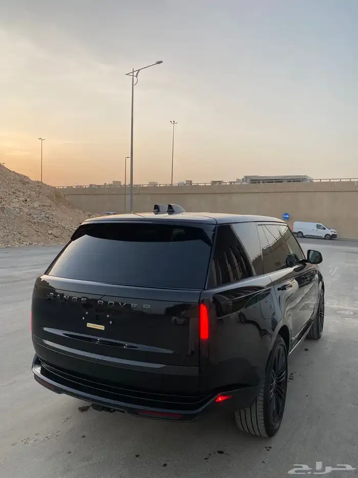 رنج روفر فوج HSE 2025 P400 مواصفات عاليه بسعر مناسب.. 3