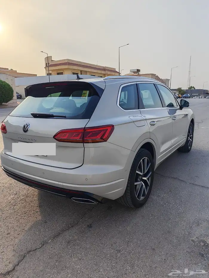 فولكس واجن طوارق ممشى قليل 2023 6