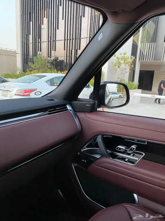 رنج روفر فوج HSE 2025 P400 مواصفات عاليه بسعر مناسب.. 8