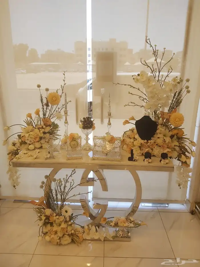 عربية ملكة 1