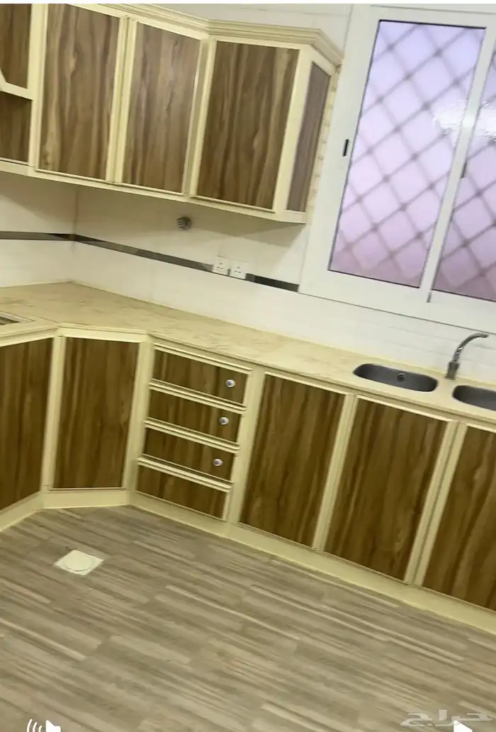 عمارة دور للبيع في مخطط شبرقة القديم 6